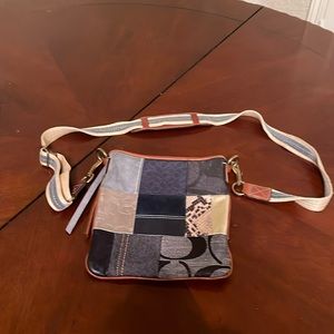 COACH CROSS BODY BAG